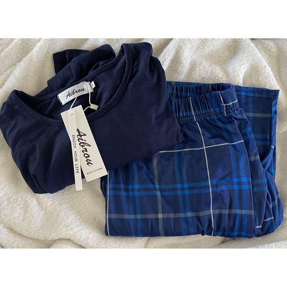 Pajama Men's 2 Piece PJ Set Navy Long Sleeved Top, Plaid Navy Pants, Small - Picture 1 of 10